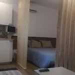 Estudio Completo A Estrenar En Triana