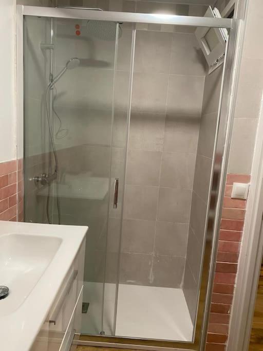 Estudio Completo A Estrenar En Triana Appartement