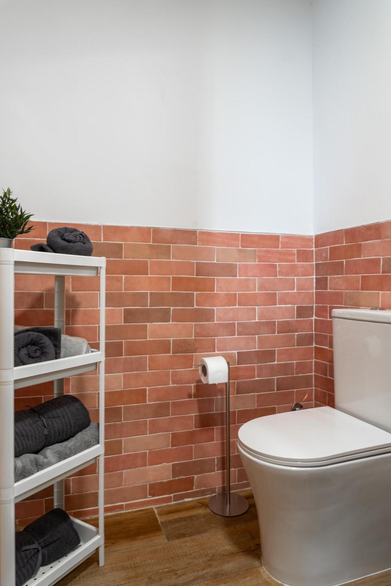 Estudio Completo A Estrenar En Triana Séville