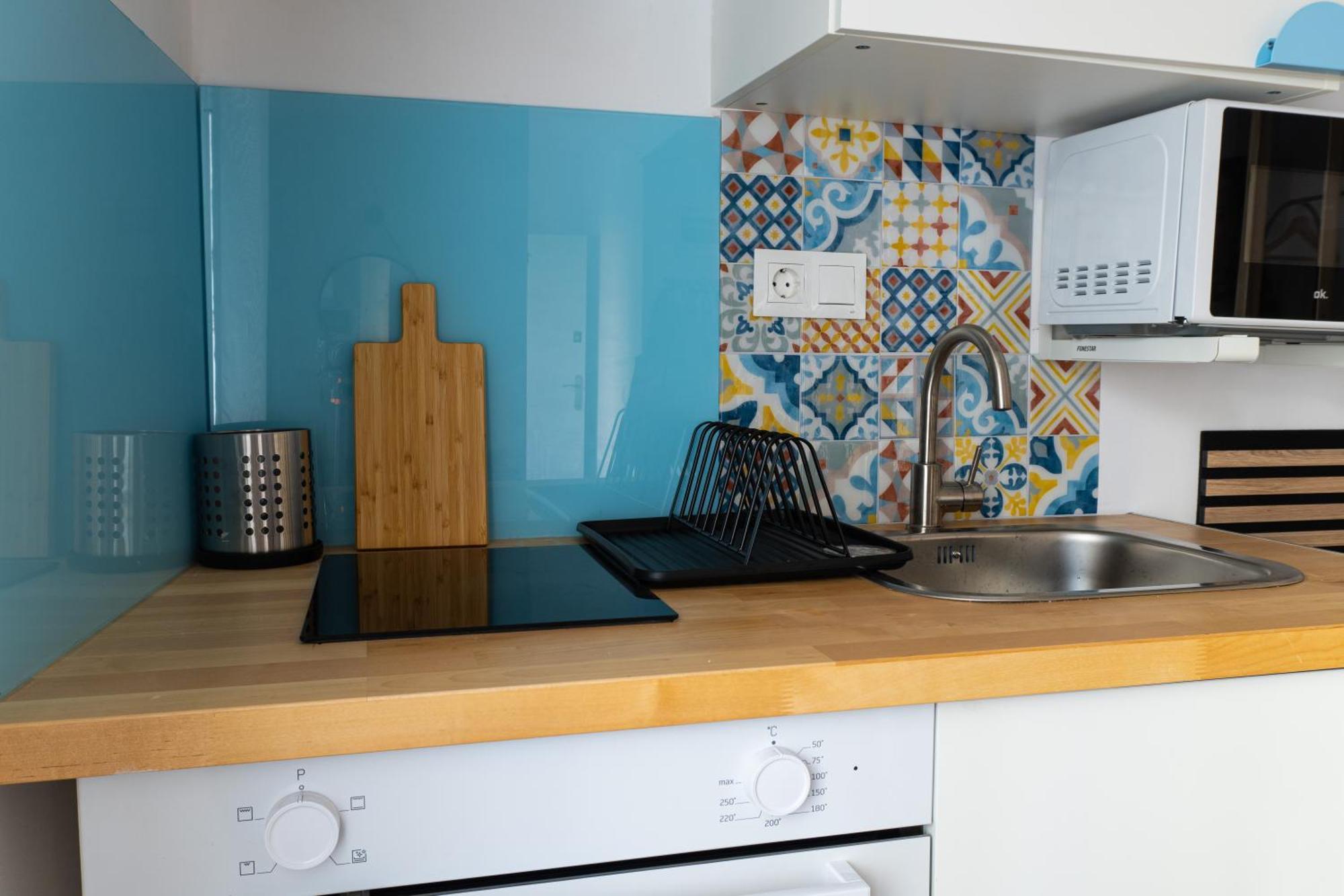Estudio Completo A Estrenar En Triana Appartement *